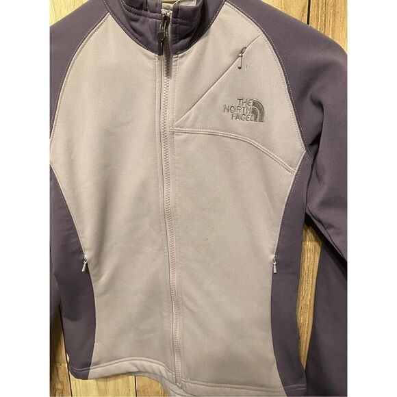 The North Face XS zip up jacket purple the flights series TKA stretch - Picture 3 of 5
